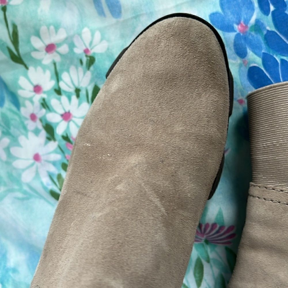 Rag & Bone Shiloh Mid Chelsea Suede Taupe Boots - 39.5 - Picture 4 of 17